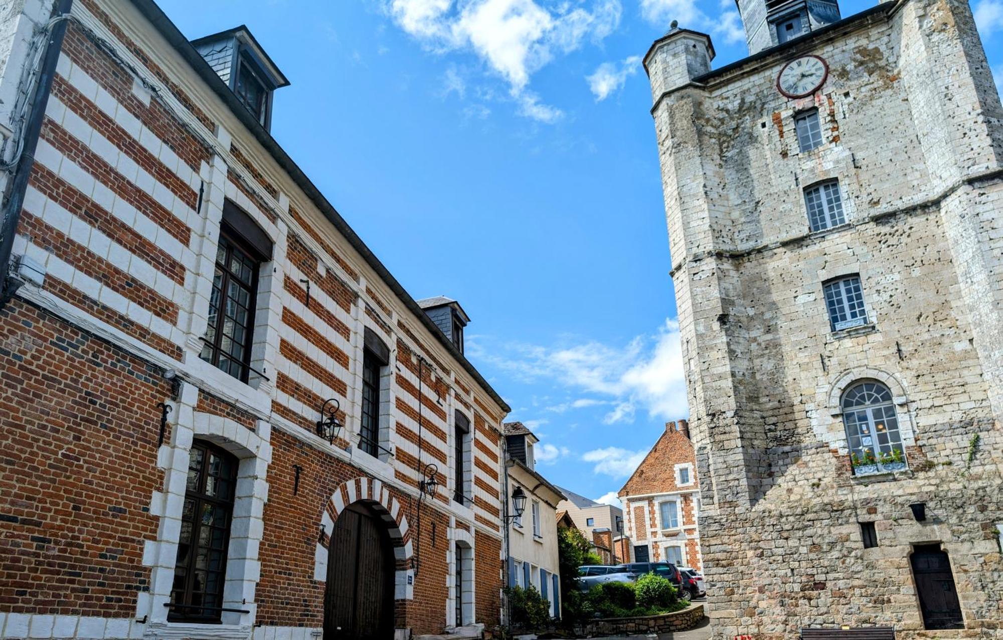 Le Relais Du Beffroi & Spa Saint-Riquier Eksteriør billede