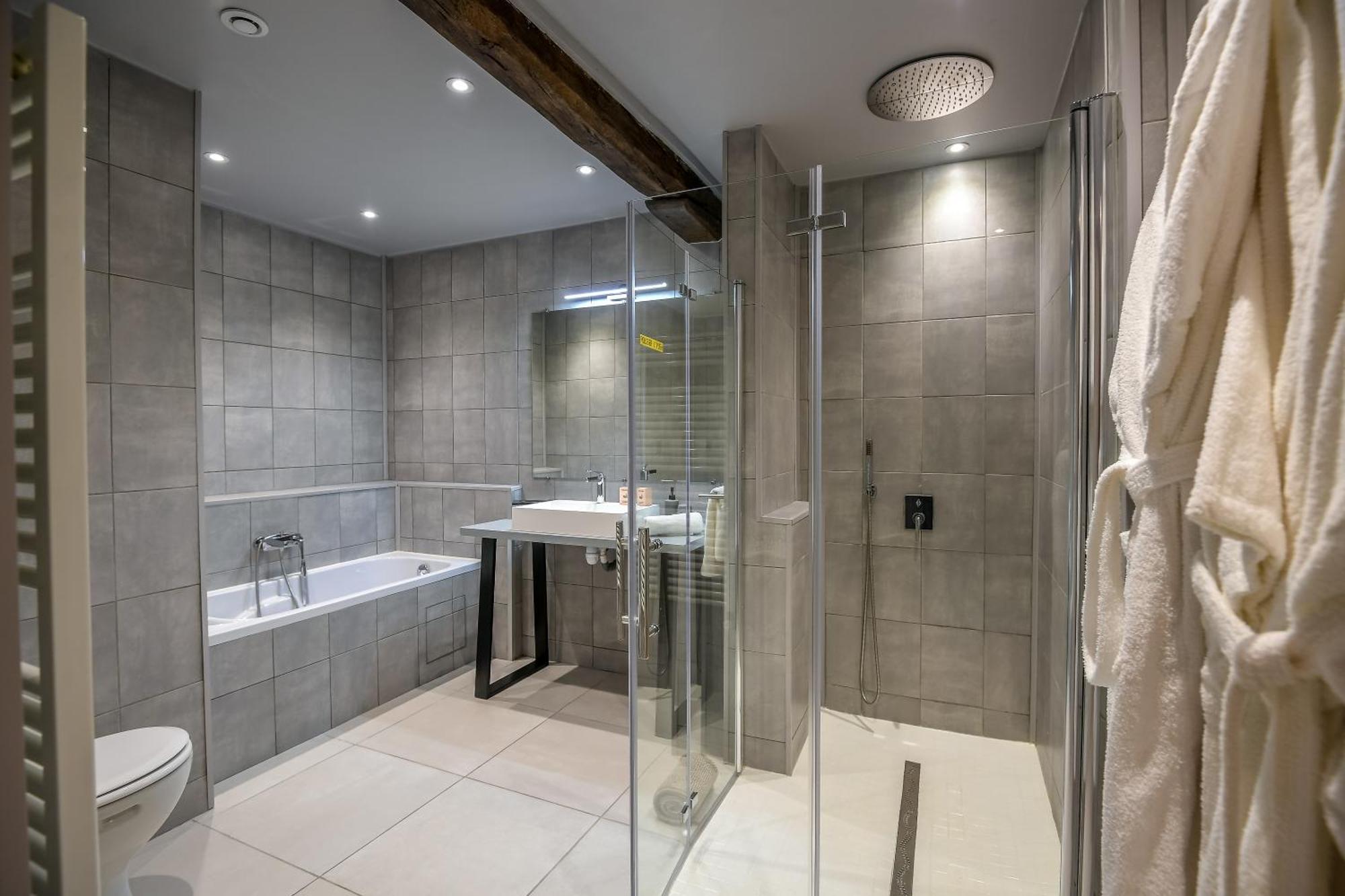 Le Relais Du Beffroi & Spa Saint-Riquier Eksteriør billede