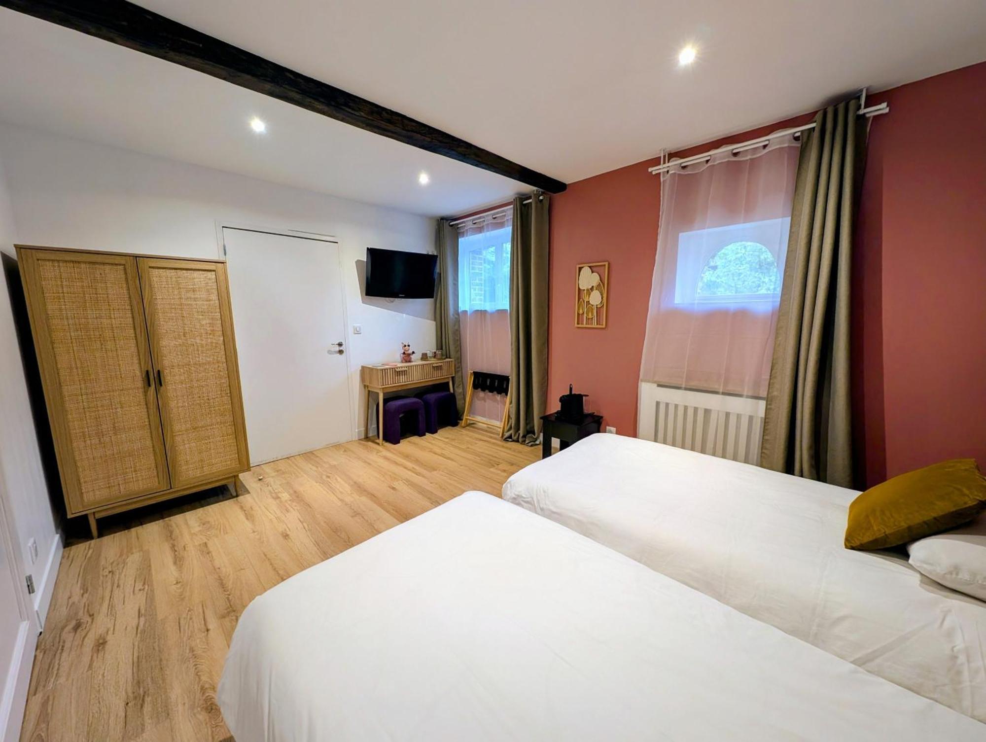 Le Relais Du Beffroi & Spa Saint-Riquier Eksteriør billede