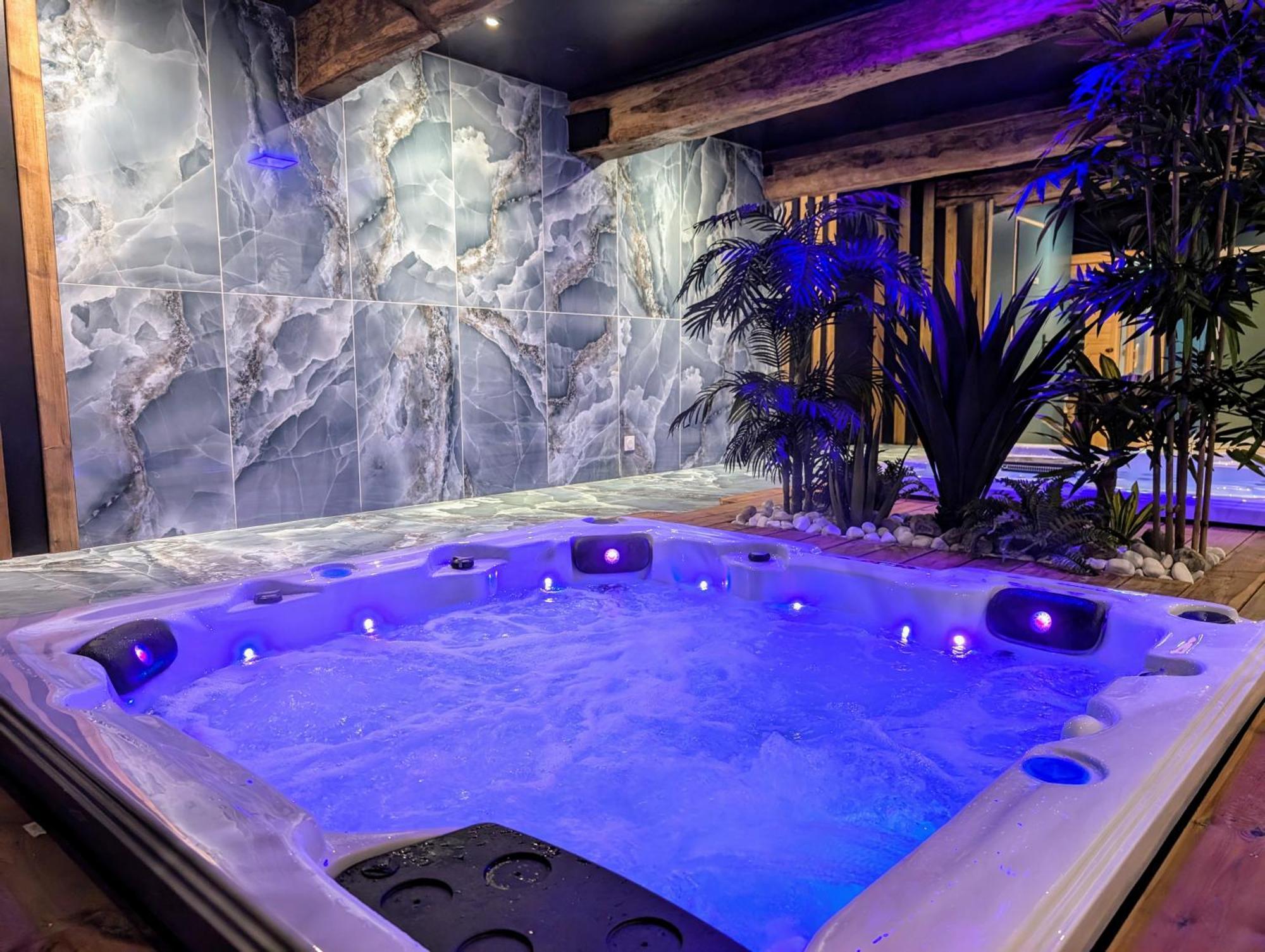 Le Relais Du Beffroi & Spa Saint-Riquier Eksteriør billede